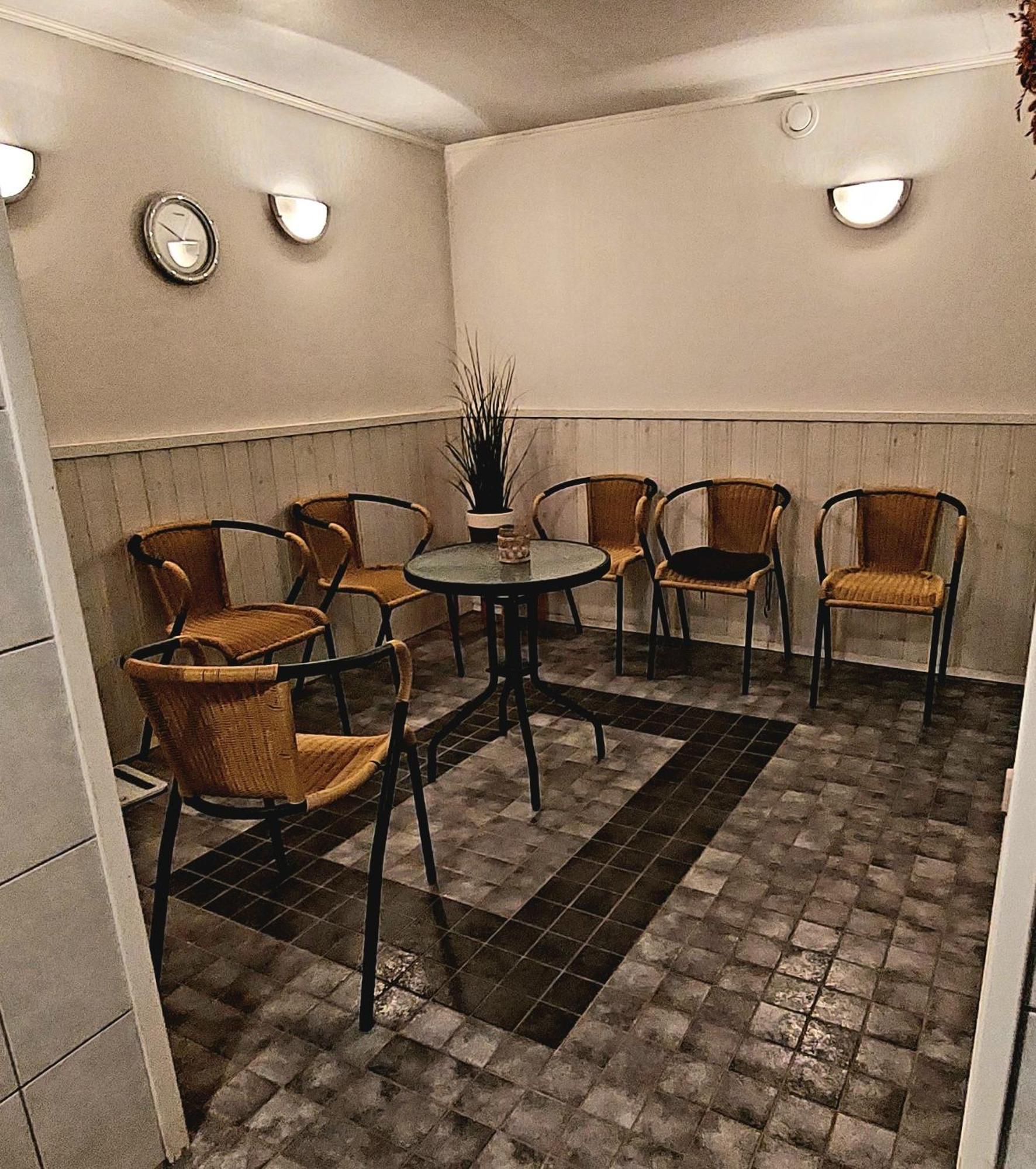 Cronin'S Guesthouse Bed & Breakfast 黑诺拉 外观 照片